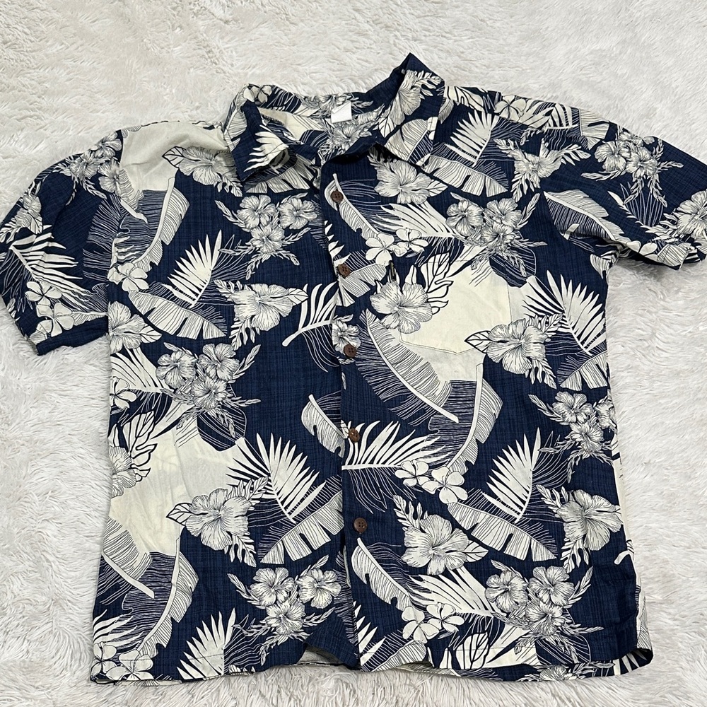 🕯️ Palmwave Hawaii Button Up Shirt